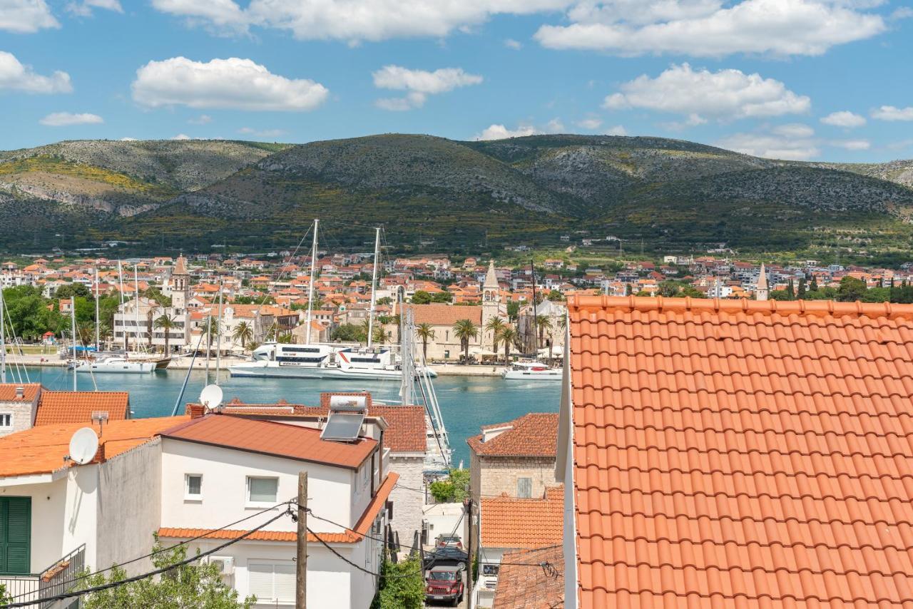 Apartments Orlic Trogir Bagian luar foto